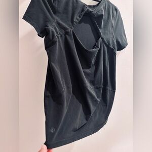 lululemon athletica Black Short Sleeve Tee